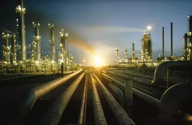 5沙特阿拉伯精炼石油厂
