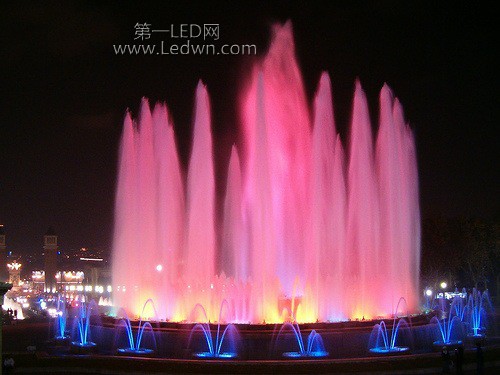 巴塞罗那梦幻音乐喷泉 LED水底灯的完美诠释